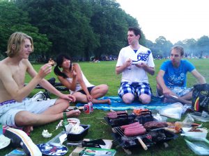 Fumetsu BBQ , 2012